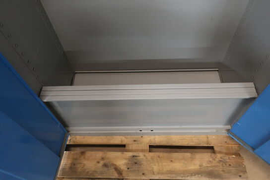 2 stk. Materialeskabe HØVIK STÅL, FINNERUP Model: AT20SKAB