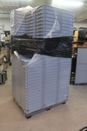 300 stk. plastbakker NUER PACKAGING Model: EG 43/75 HG