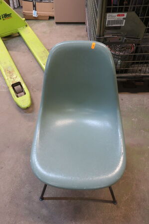 Stol VITRA Model:744 Eames DSR Fiberglass 22245748