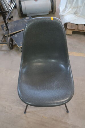 Stol VITRA Model:744 Eames DSR Fiberglass 22245748