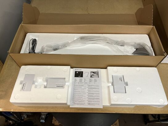 Bordlampe LOUIS POULSEN Model: NJP FIXTURE LED 3K PO4500169254