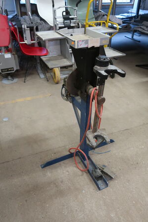 Produktionsmaskine BOSCH Model: 0 822 354 001 S66