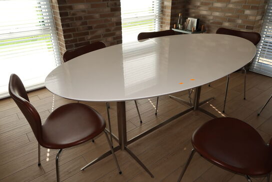 Spisebord