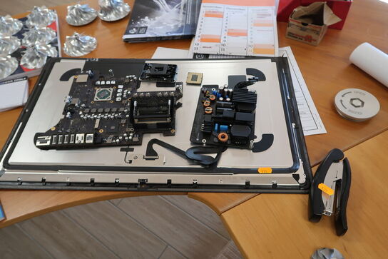 Allinone computer APPLE iMac A2115 (adskilt)