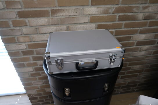 Div. Standere til messer