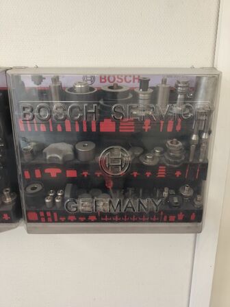 Bosch værktøjstavler med specialværktøj (se beskrivelse)