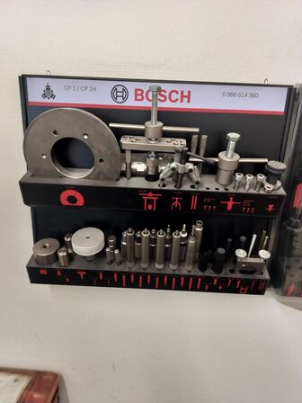 Bosch værktøjstavler med specialværktøj (se beskrivelse)