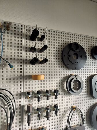 Bosch EPS 815 diesel testbænk med KMA 802 årg 2005 (se beskrivelse)