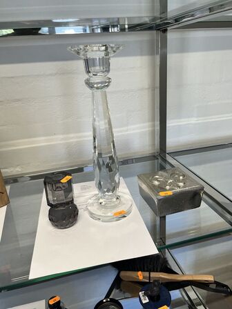 2 stk. Lysestager inkl. Skrin