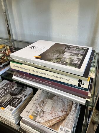 Div. coffee table books