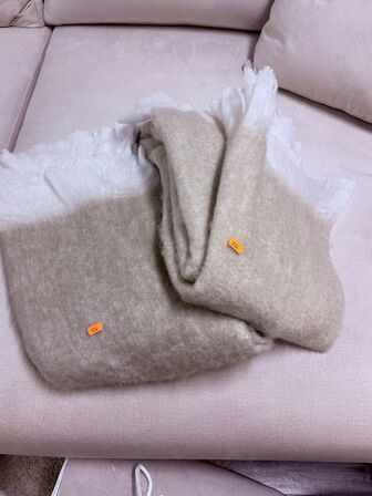 2 stk. Uldtæpper 130x170 cm.