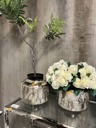 4 stk. Vaser m. Blomster