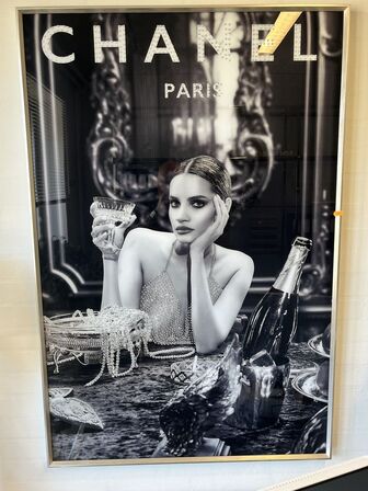 Indrammet plakat CHANEL PARIS 70x100 cm