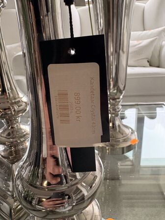 2 stk. Lysestager inkl. Vase m. Blomster