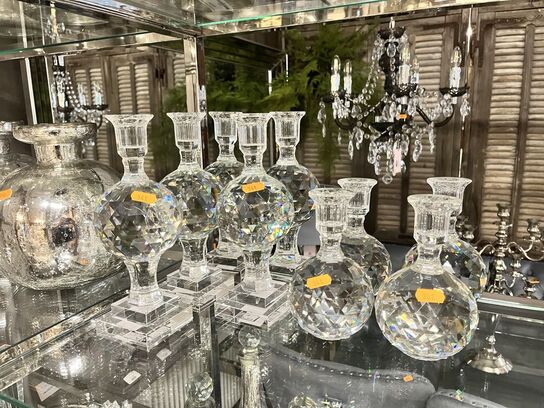 9 stk. Lysestager m. Vase