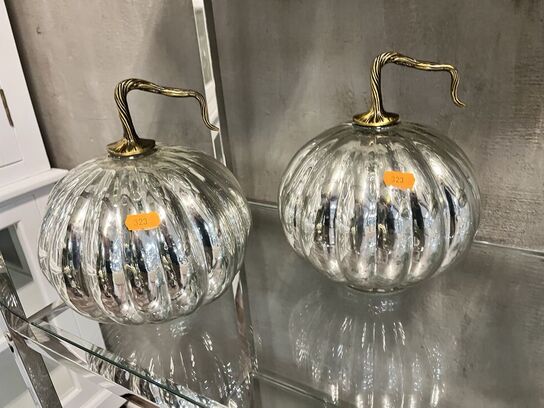 Glasfad m. Låg inkl. 11 stk. Glasvaser