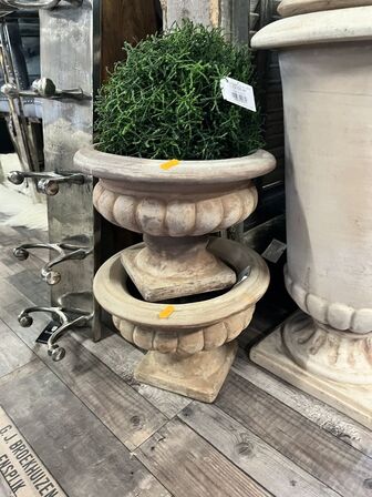 2 stk. Potter m. Plante