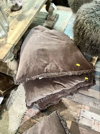 3 stk. puder 60x60 cm.