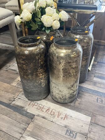 4 stk. Vaser m. blomster