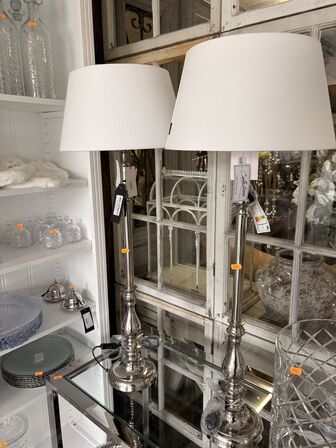 2 stk. Bordlamper i blank krom