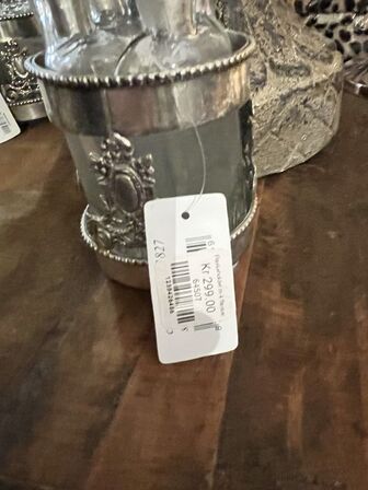 Vase m. Blomster inkl. Strøsæt