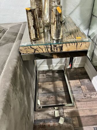 Sidebord i træ/glas 50x35x65