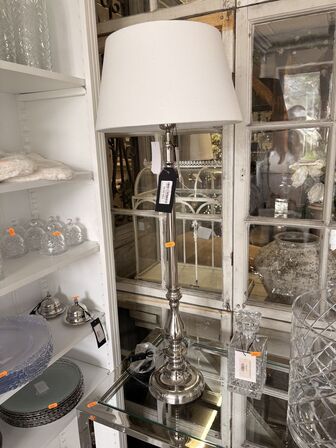 2 stk. Bordlamper i blank krom