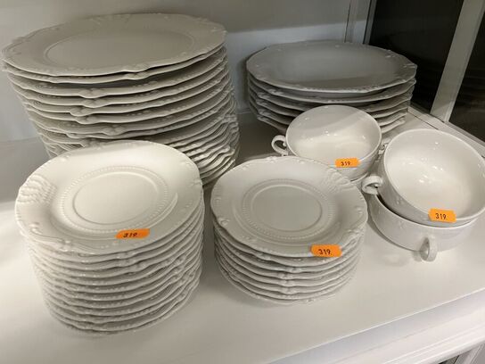 Stel m. Kopper, kander og tallerkner