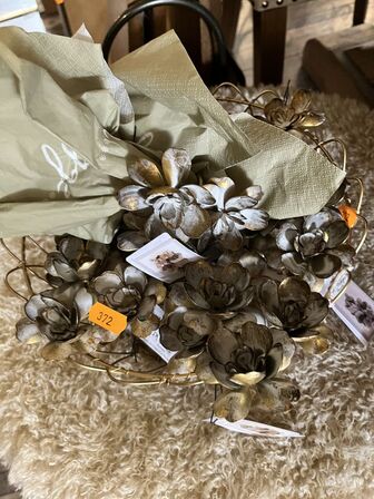 Kurv m. Servietholder 