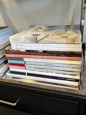 Div. coffee table books