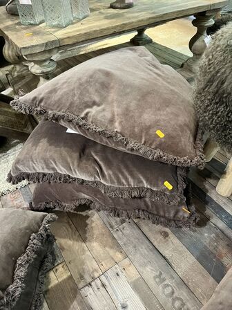 3 stk. puder 60x60 cm.