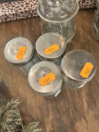 Salt og peber strøsæt inkl. 4 stk. Dåser