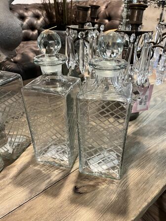 2 stk. glaskarafler 