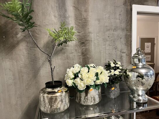 4 stk. Vaser m. Blomster