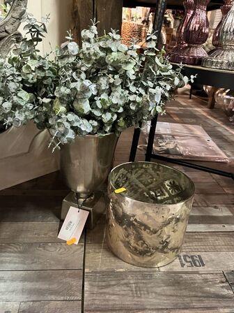 2 stk. Vaser m. Blomster