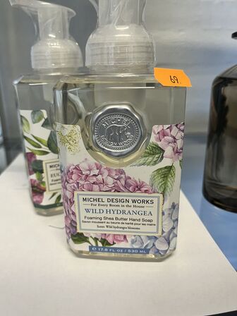 2 stk. Håndsæbe inkl. Duftlys MICHEL DESIGN WORKS 530 ml.