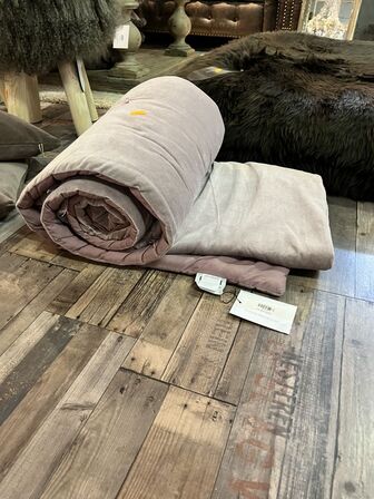 Tæppe LILAC VELVET THROW 130x200 cm