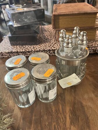Salt og peber strøsæt inkl. 4 stk. Dåser