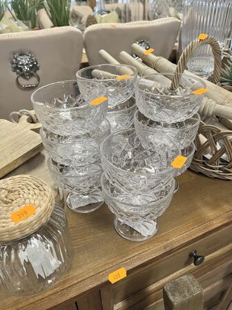 11 stk. Dessertskåle