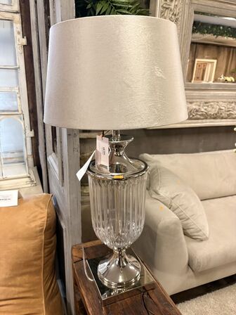 Bordlampe i glas/krom H: 61 cm