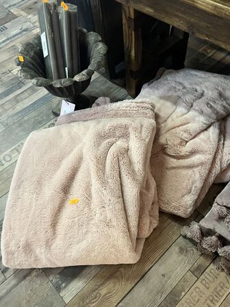 2 stk. Pels plaid 140x178 cm