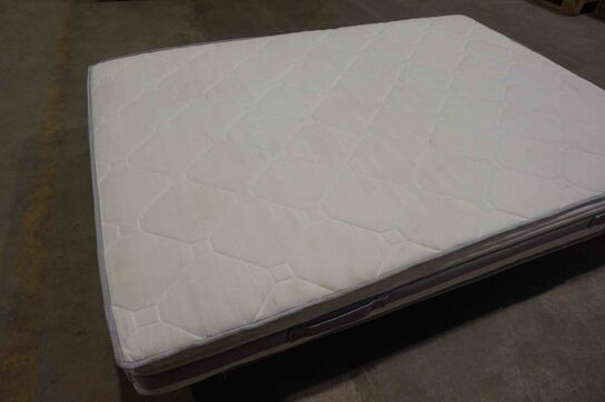 Nordisk Fjer Comfort skummadras 140x200x20 cm