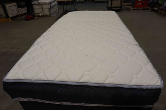 Nordisk Fjer LUX skummadras 90x200x24 cm 7 Zoner