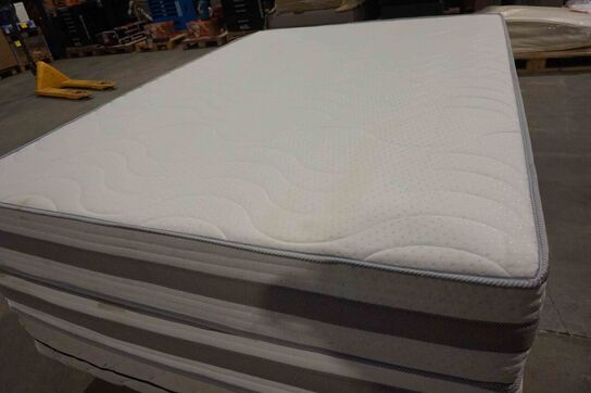 Nordisk Fjer 7-zoners Lux springmadras 140x200x25 cm 