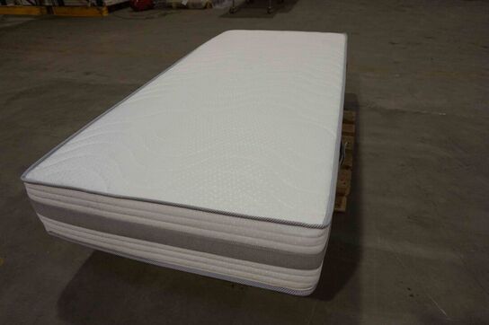 Nordisk Fjer 7-zoners Lux springmadras 140x200x25 cm 