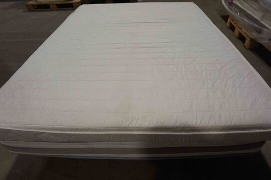 Diamant 7-zoners springmadras 140x200x19 cm 