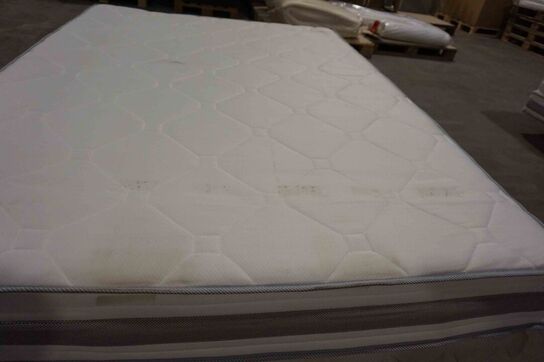 Nordisk Fjer Comfort skummadras 140x200x20 cm