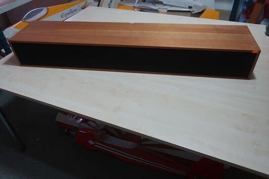 Soundbar/Lydmøbel LEMUS Piano