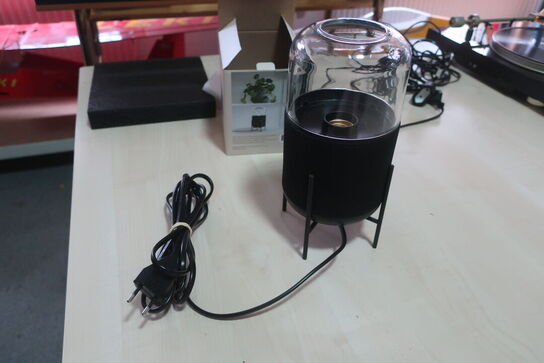 Bluetooth-højtaler LEMUS LIFE med indbygget pendel/bordlampe og holder