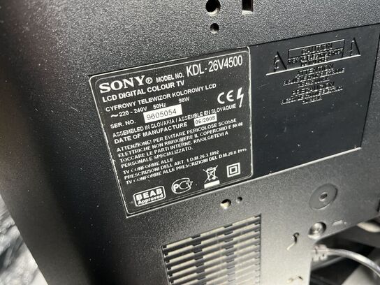 3 stk. LCD TV  SONY BRAVIA 26" + 2 x SAMSUNG 32"